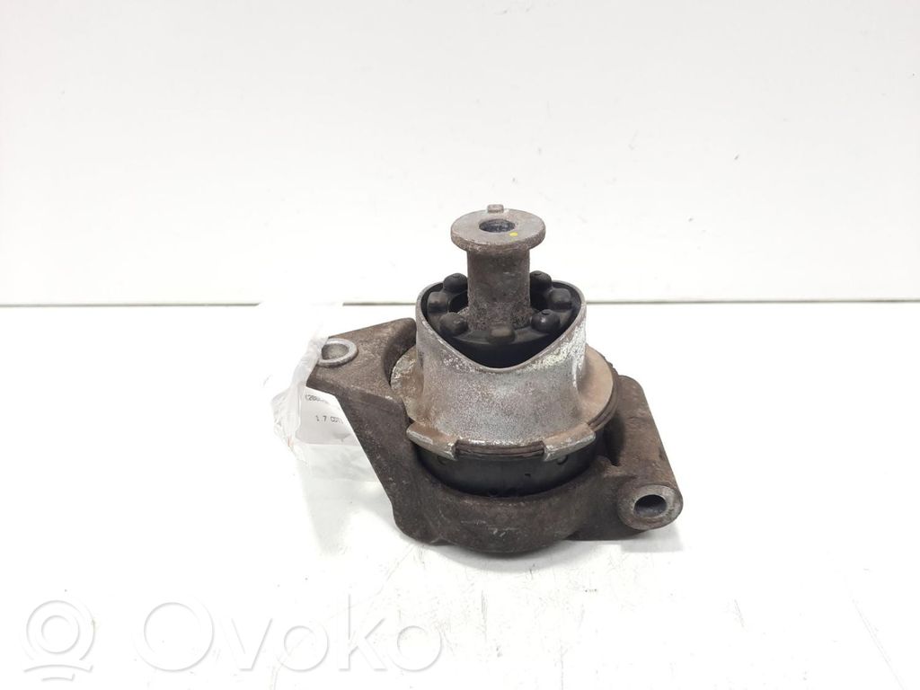 Opel Astra H Engine mount bracket 