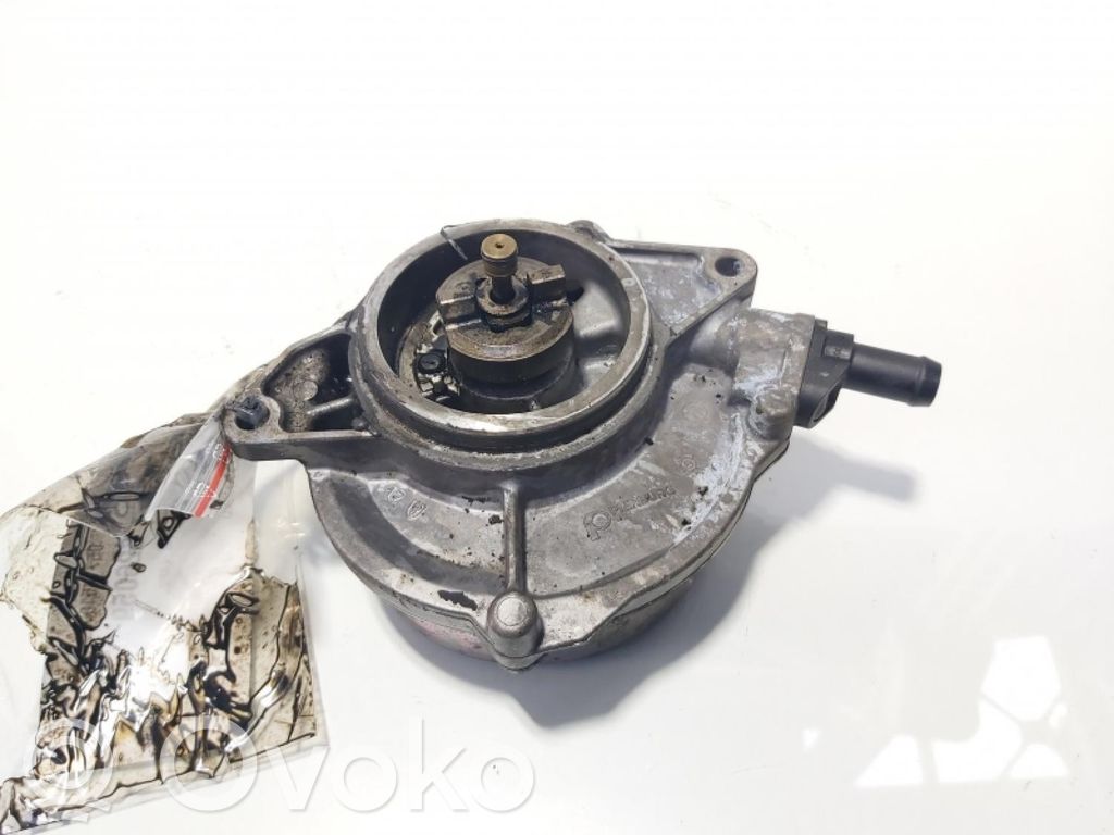 Audi A6 S6 C6 4F Pompe à vide 