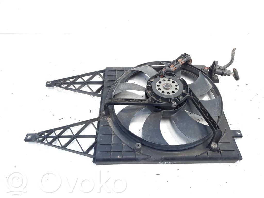 Volkswagen Polo Ventilador eléctrico del radiador 