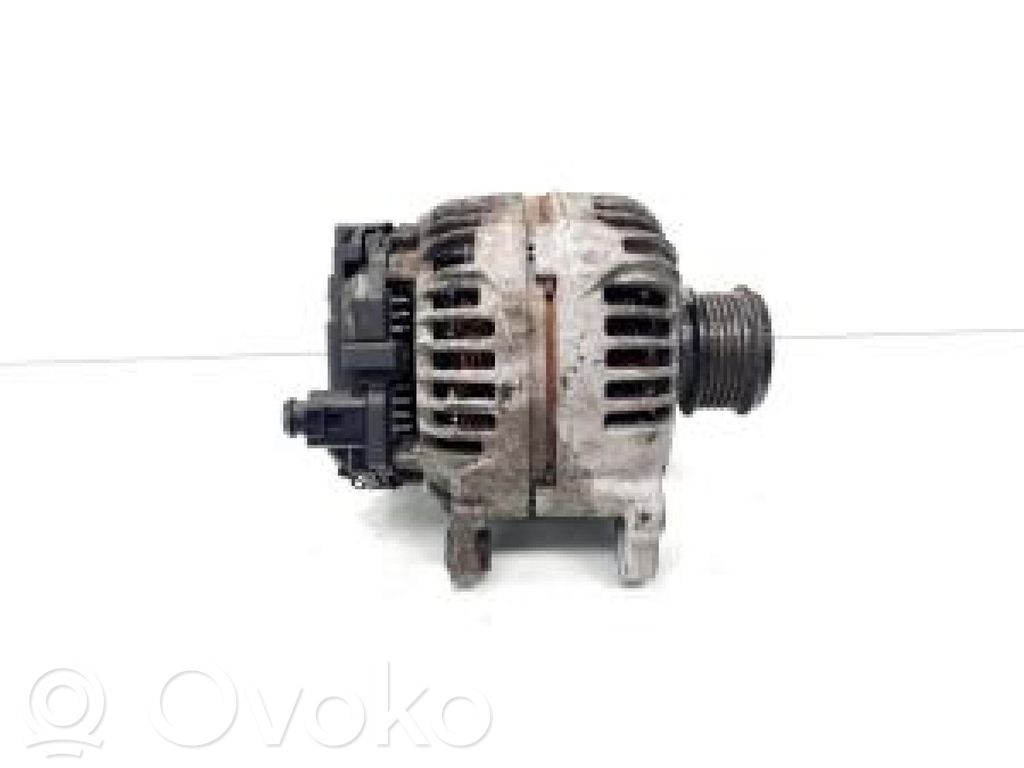 Audi A4 S4 B7 8E 8H Générateur / alternateur