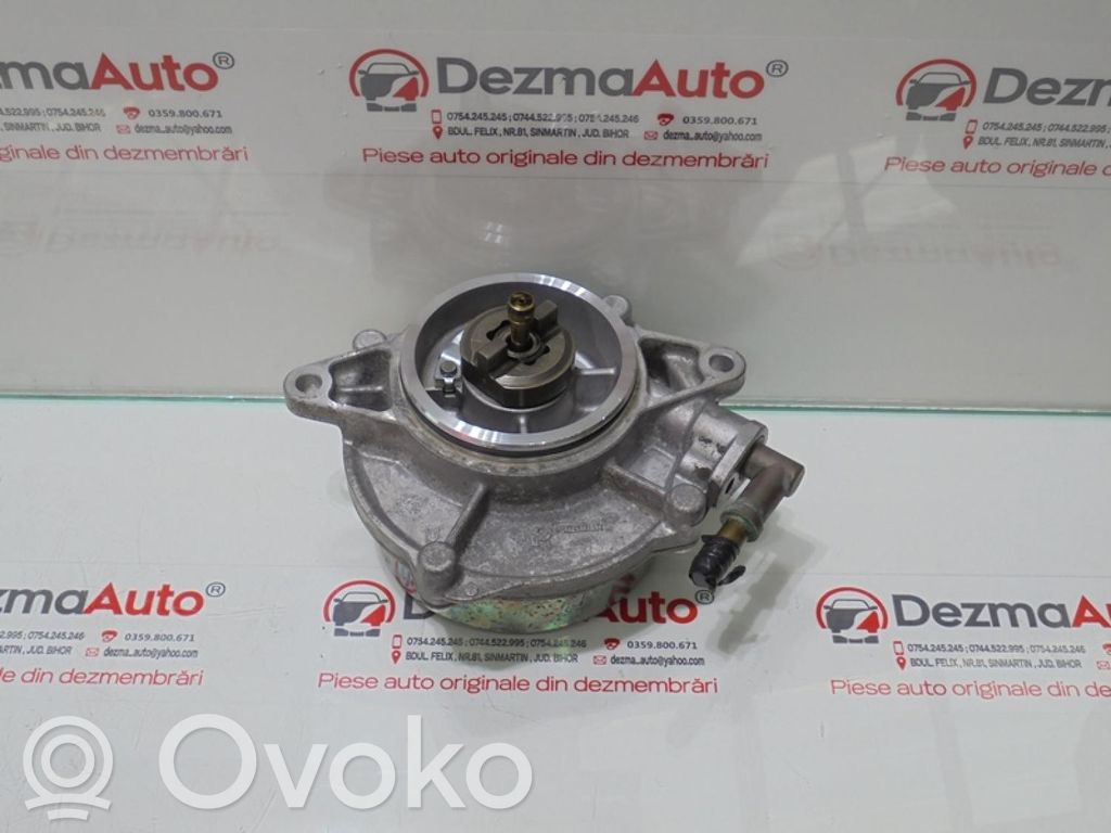 Audi A4 S4 B7 8E 8H Unterdruckpumpe Vakuumpumpe 