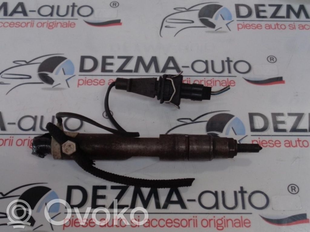 Skoda Octavia Mk1 (1U) Wtryskiwacz paliwa 