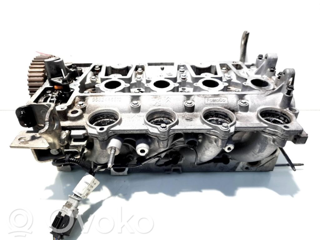 Peugeot 508 Culata del motor 