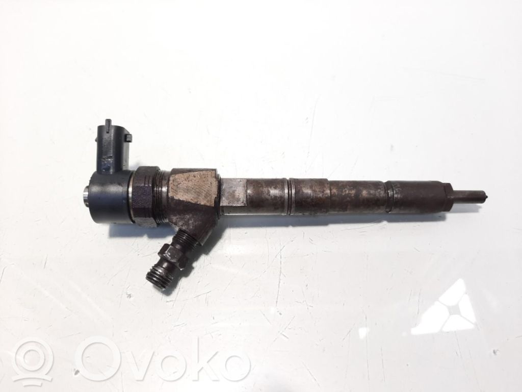 Opel Astra J Polttoainesuutin