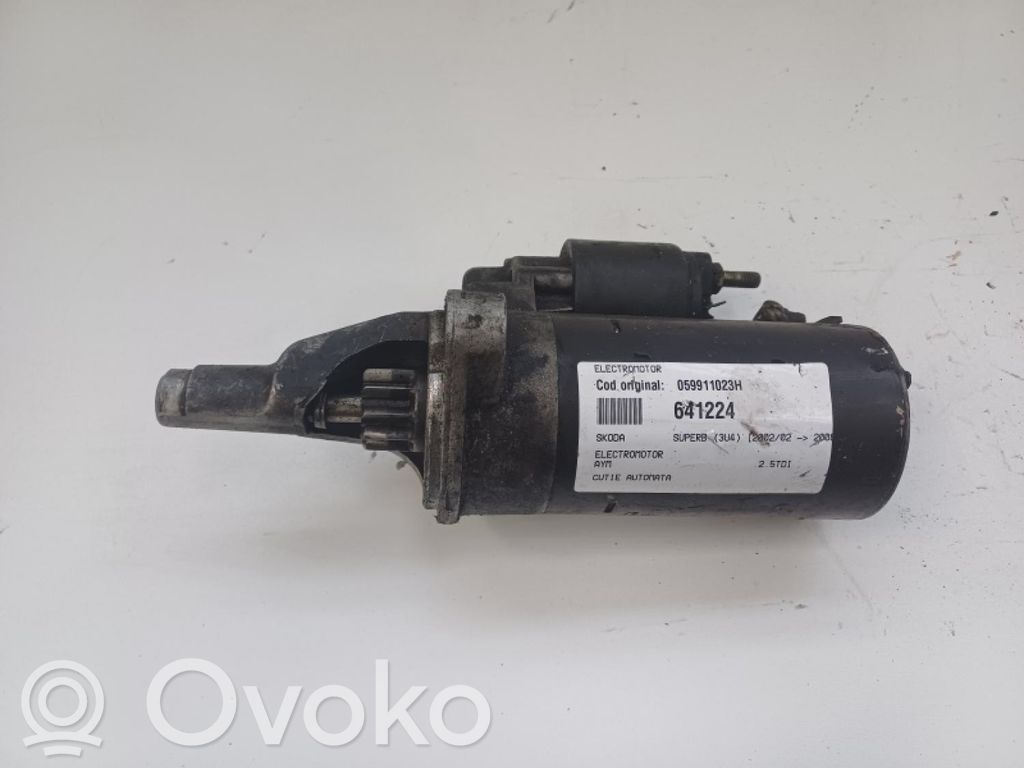Volkswagen PASSAT B5.5 Käynnistysmoottori