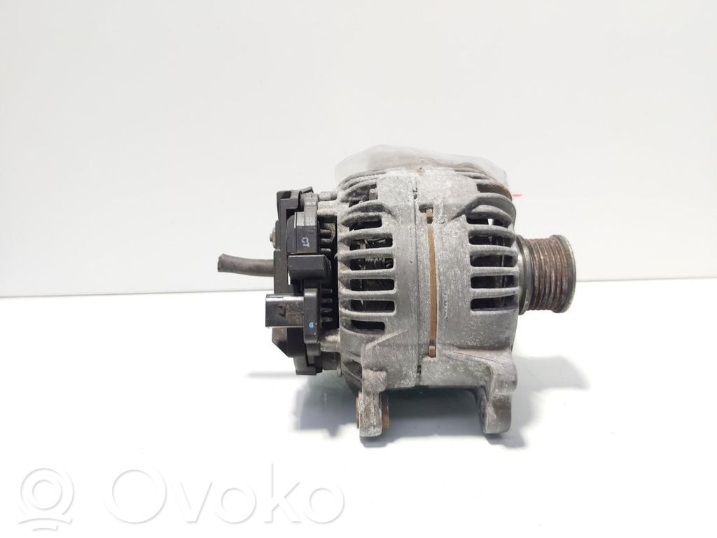 Audi A4 S4 B8 8K Lichtmaschine 