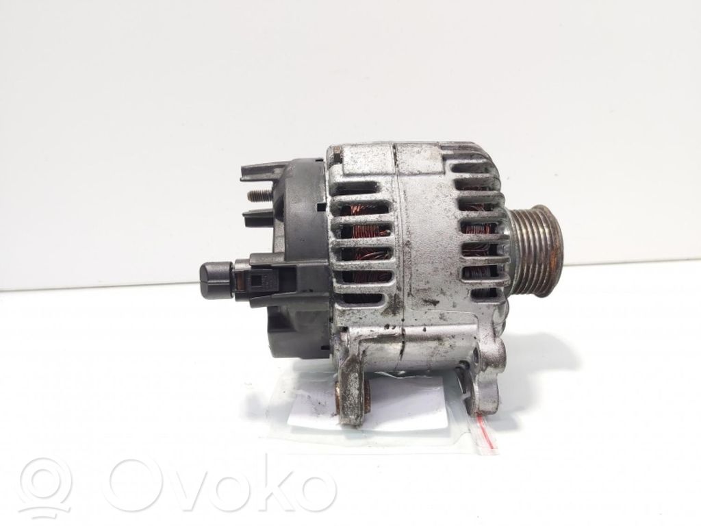 Volkswagen Touran I Generatore/alternatore 