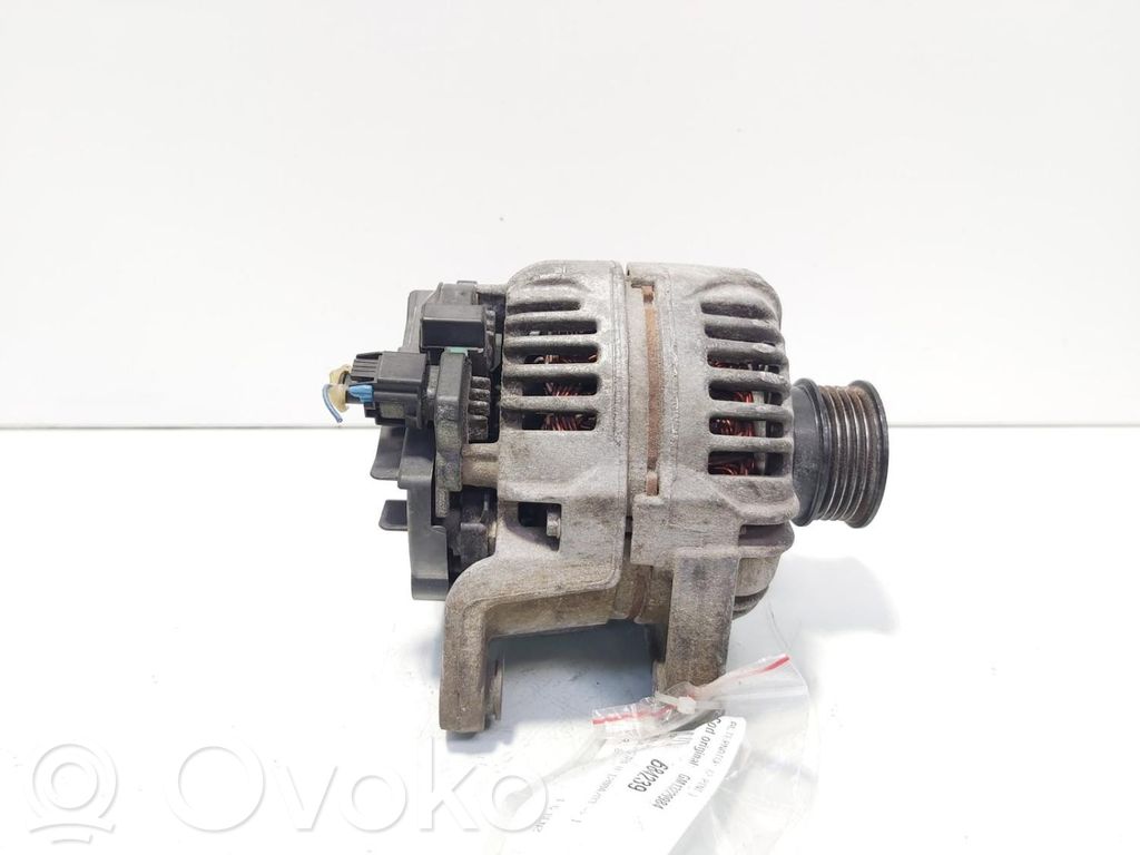 Opel Astra H Alternador