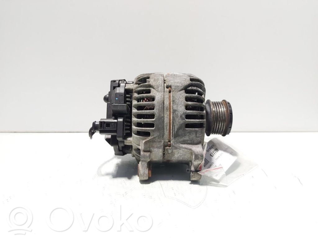 Volkswagen Touran I Generatore/alternatore 