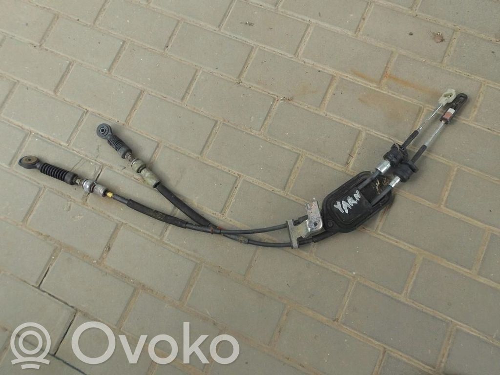 Toyota Yaris Gear shift cable linkage 