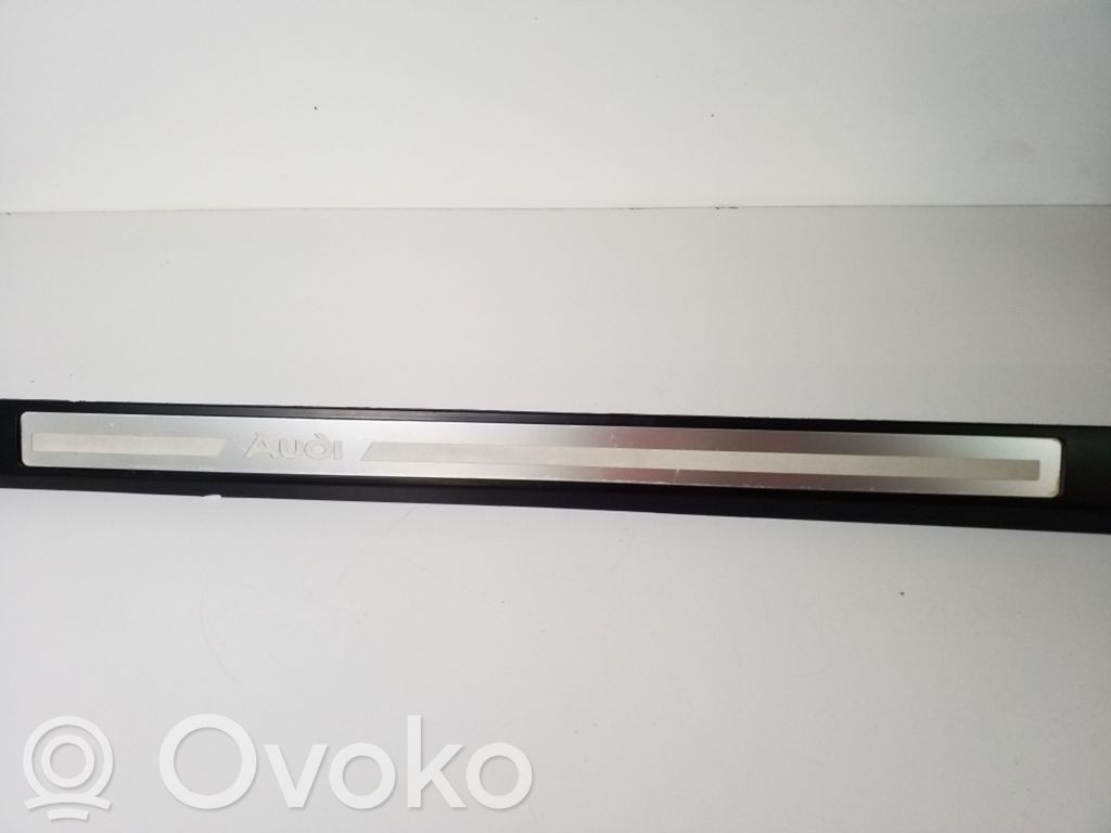 Audi A8 S8 D3 4E Etuoven kynnyksen suojalista 