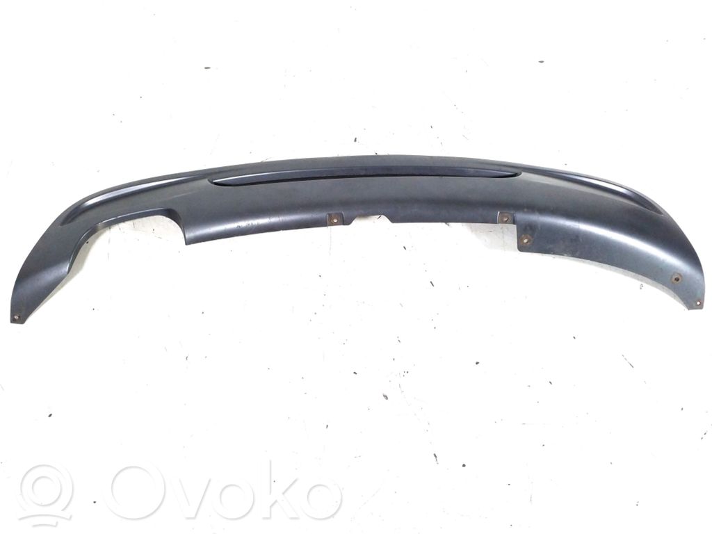 BMW 1 E82 E88 Apakšējā bampera daļa 