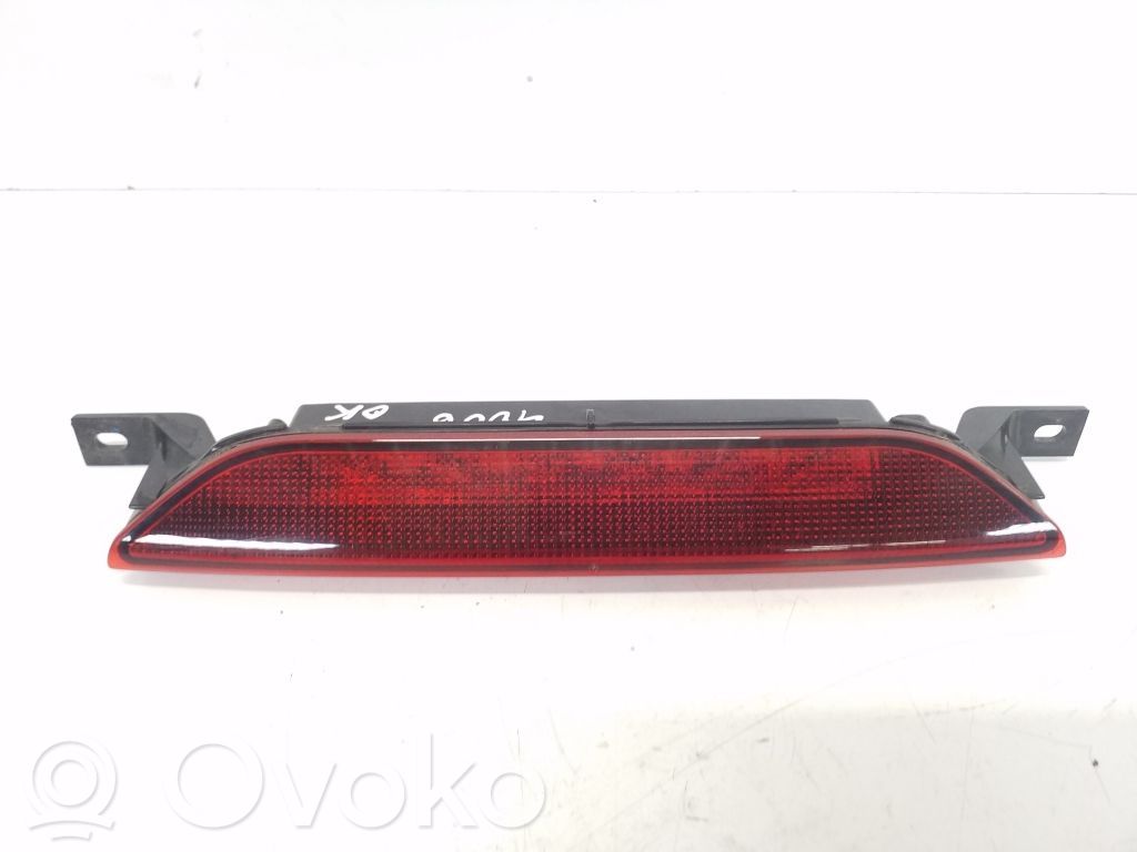 Jeep Compass Third/center stoplight 