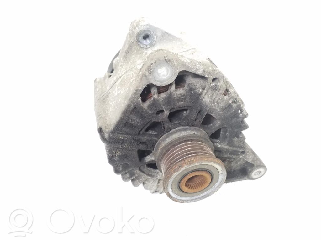 Alternador   04801827AA