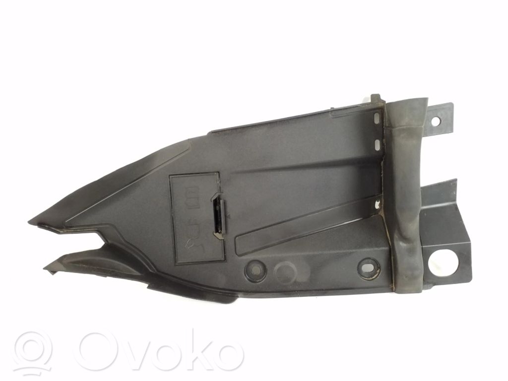Audi e-tron Engine bonnet/hood lock trim molding 
