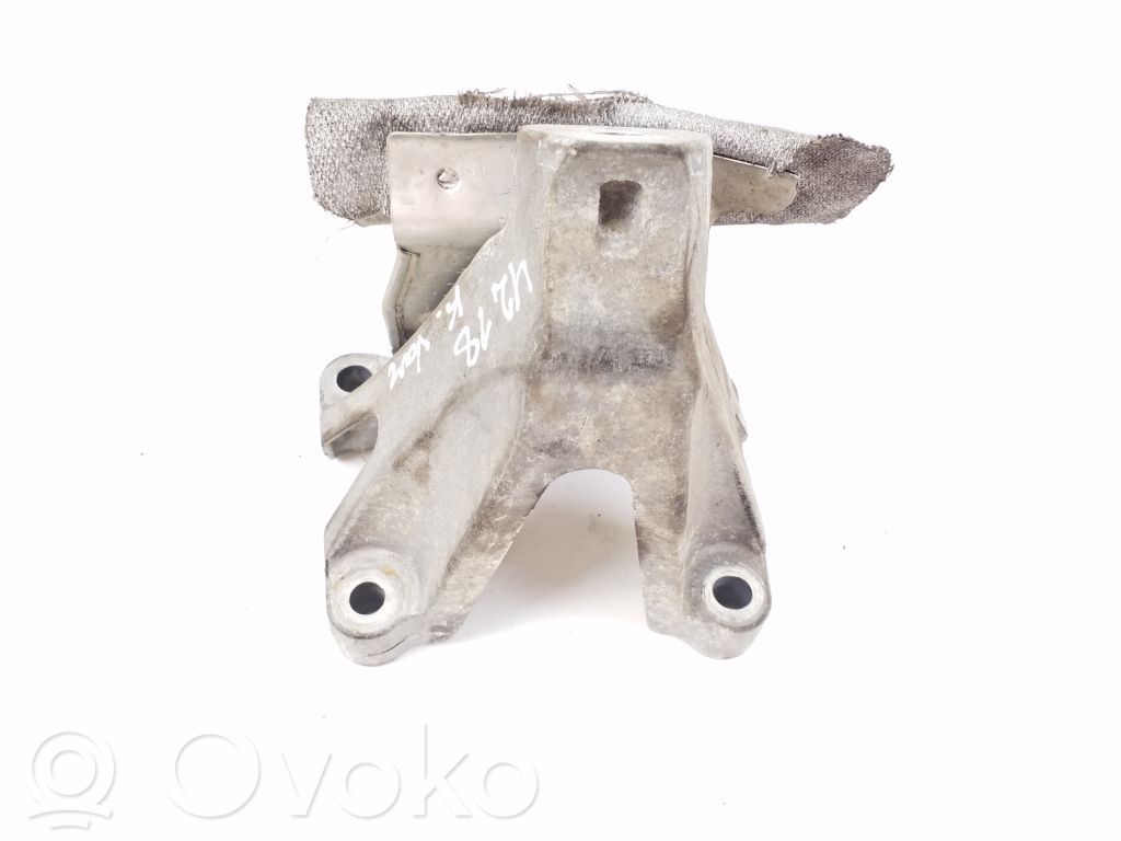 Audi A8 S8 D4 4H Engine mounting bracket 