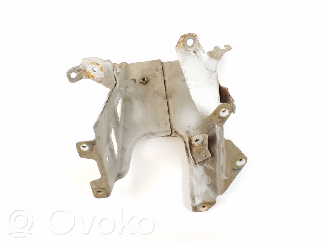 Battery bracket