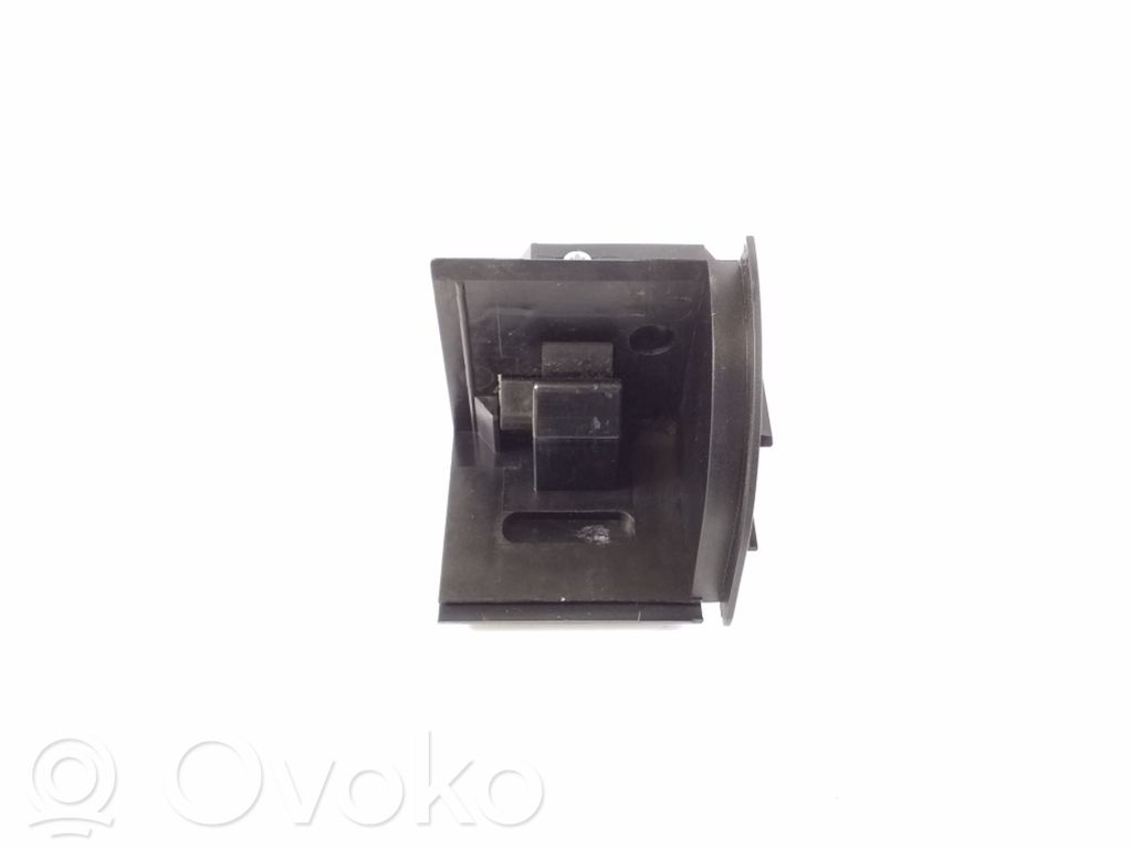 BMW X3 E83 Parcel shelf load cover mount bracket 