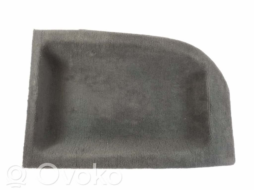 BMW X3 E83 Tailgate/trunk side cover trim 