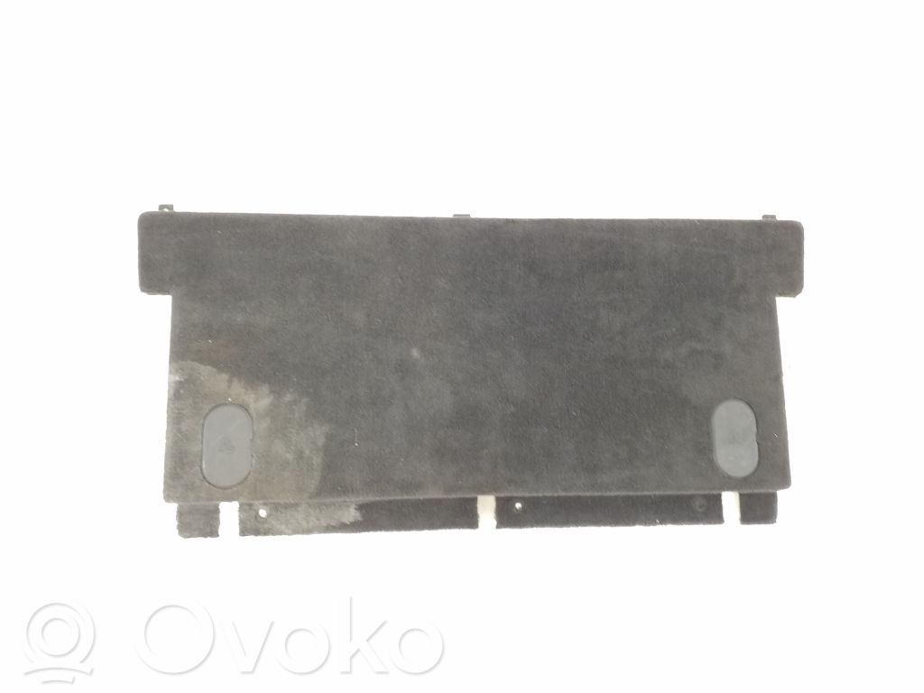 BMW X3 E83 Tailgate/trunk side cover trim 