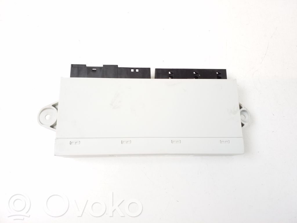Oven ohjainlaite/moduuli   6958446