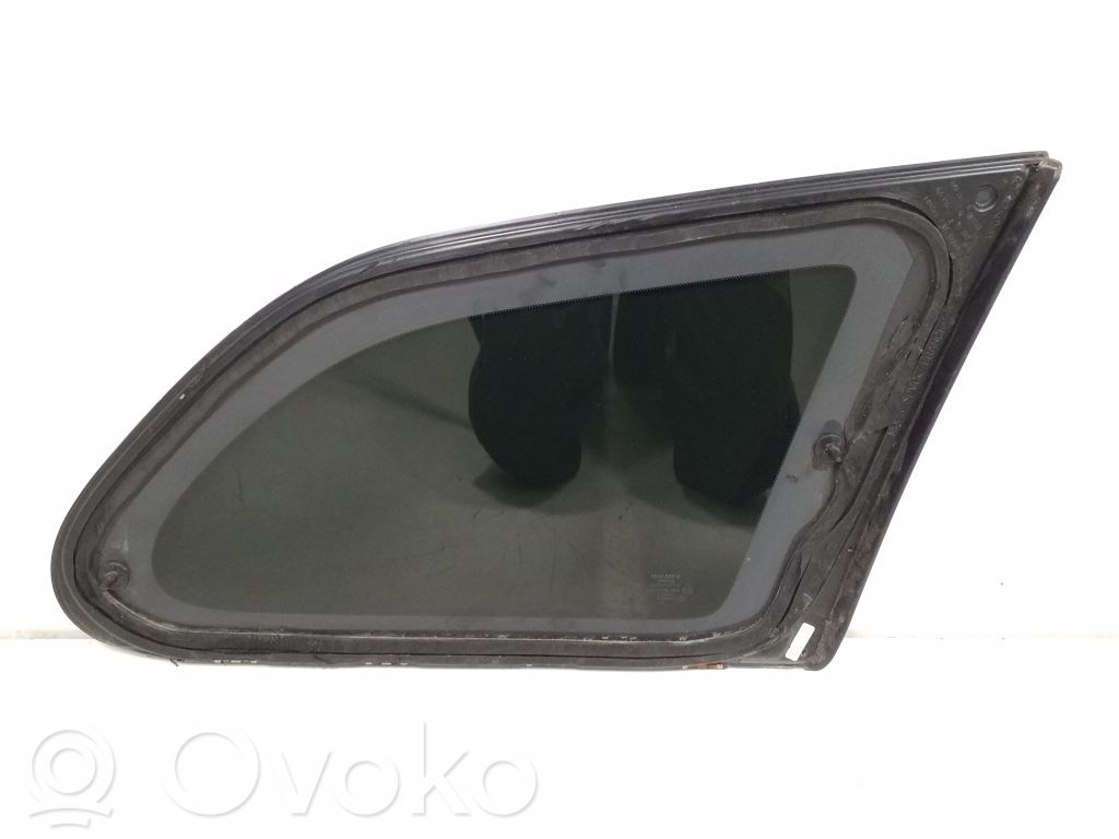 Volvo XC60 Vidrio lateral trasero 