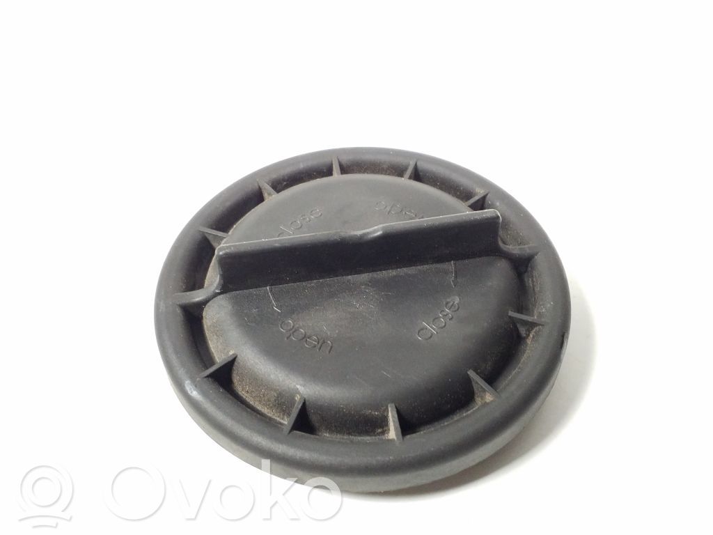 Osłona żarówki lampy przedniej   A2088200249
