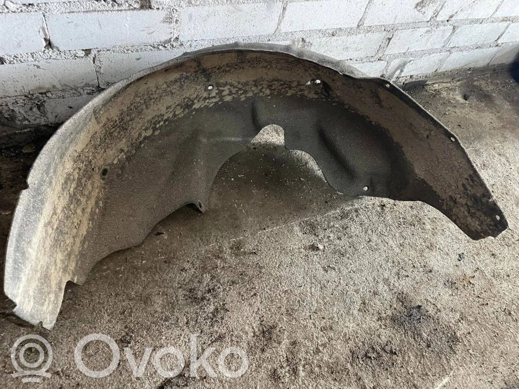 Задний подкрылок