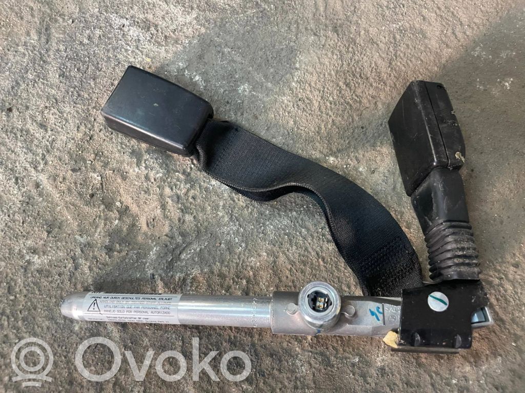 BMW 3 E90 E91 Klamra środkowego pasa bezpieczeństwa fotela tylnego 
