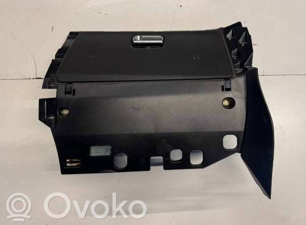 Handschuhfach   95B857095,0677591,5785075