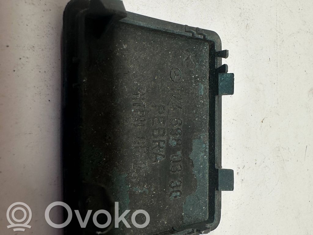 Mercedes-Benz E W124 Jacking socket point 