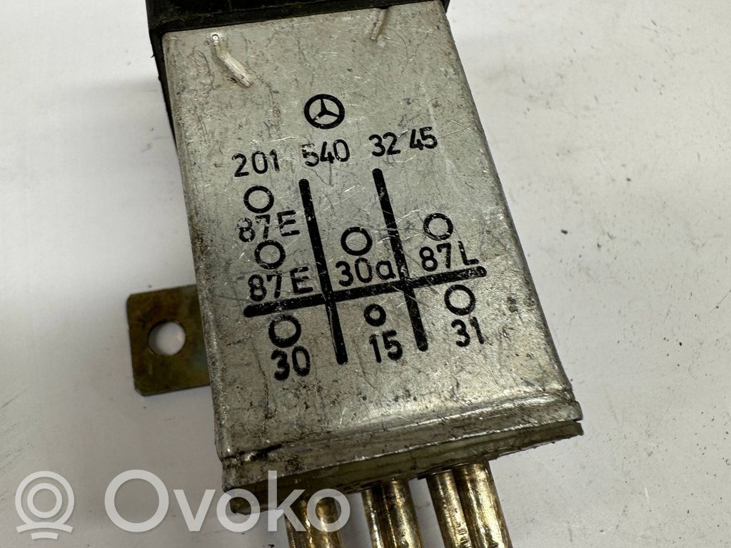 Mercedes-Benz E W124 Other relay 