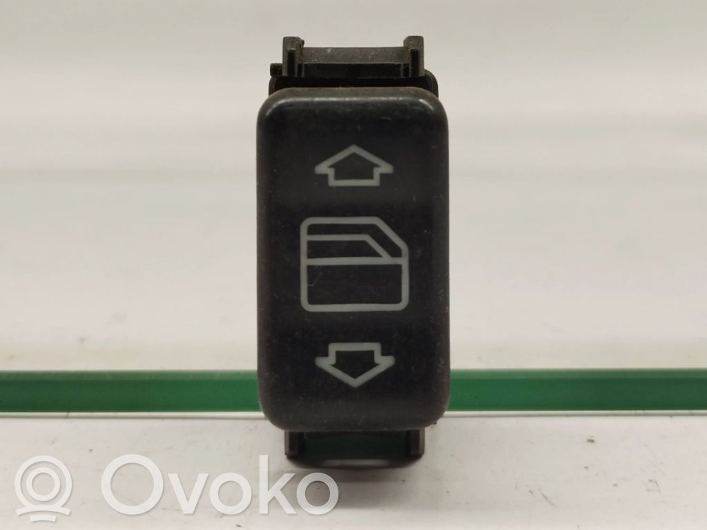 Mercedes-Benz E W124 Electric window control switch 