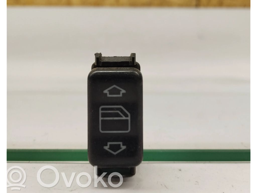 Mercedes-Benz E W124 Electric window control switch 