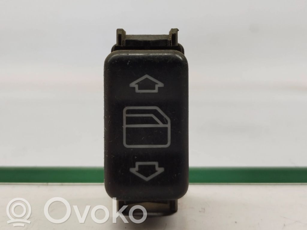 Mercedes-Benz E W124 Electric window control switch 