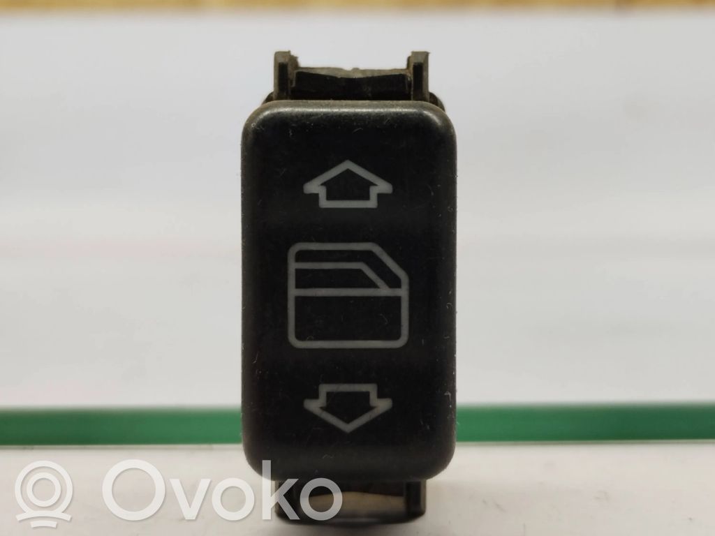 Mercedes-Benz E W124 Electric window control switch 