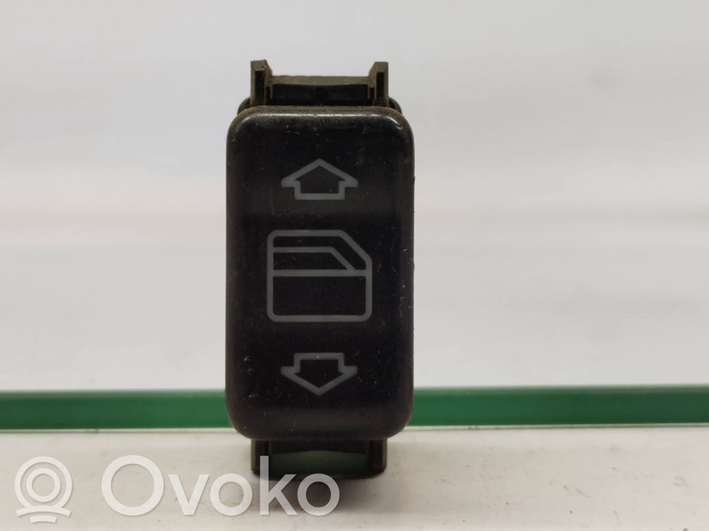 Mercedes-Benz E W124 Electric window control switch 