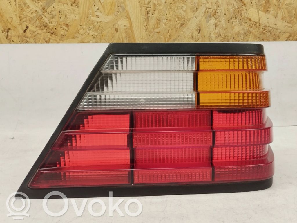 Mercedes-Benz E W124 Tail light part 
