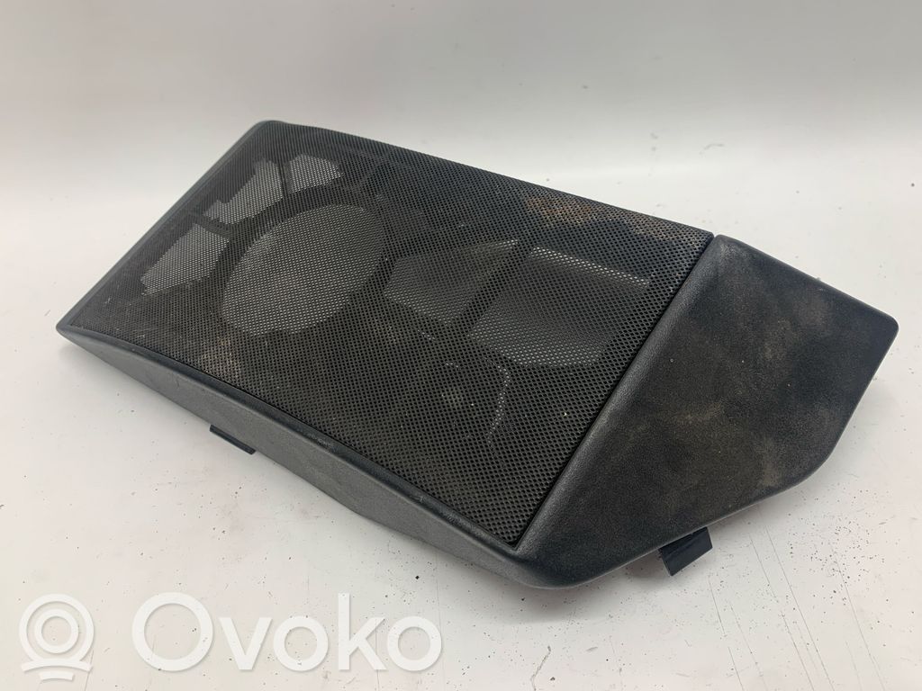 Mercedes-Benz E W124 Maskownica głośnika bocznego deski rozdzielczej 