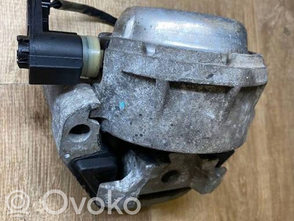 Audi A7 S7 4G Engine mount vacuum valve 