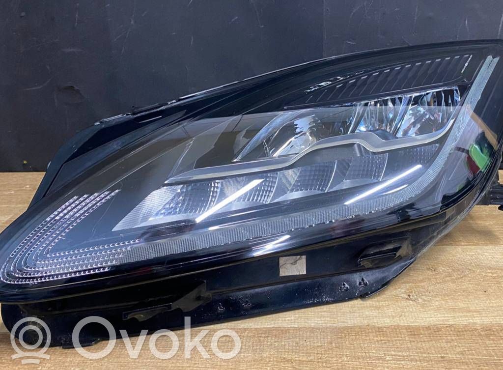 Jaguar E-Pace Headlight/headlamp 