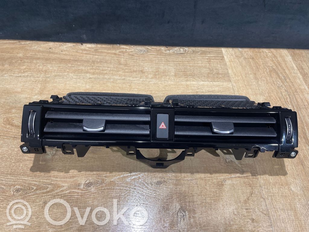 Land Rover Evoque II Dysze / Kratki środkowego nawiewu deski rozdzielczej 
