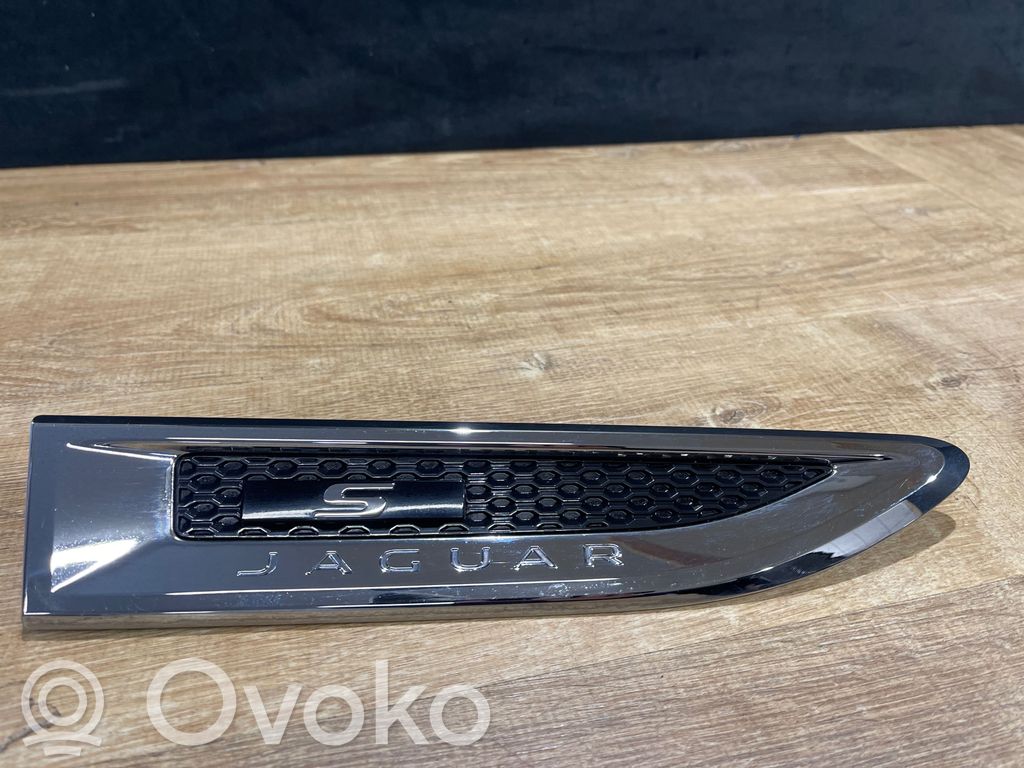 Jaguar E-Pace Lokasuojan lista (muoto) 