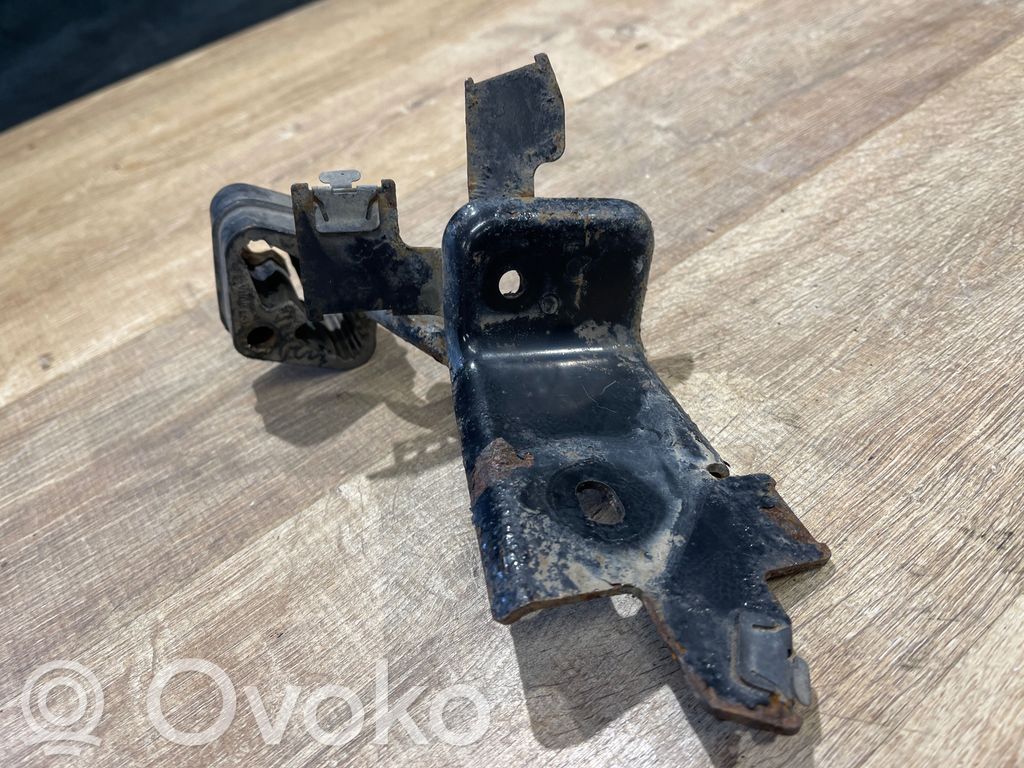 Pidike (kiinnike)   HK835A024AB