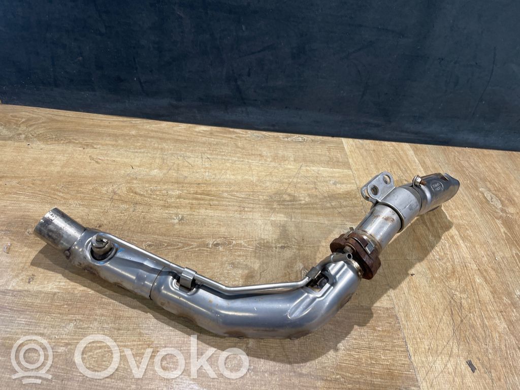 Jaguar F-Pace EGR-linjan letku 