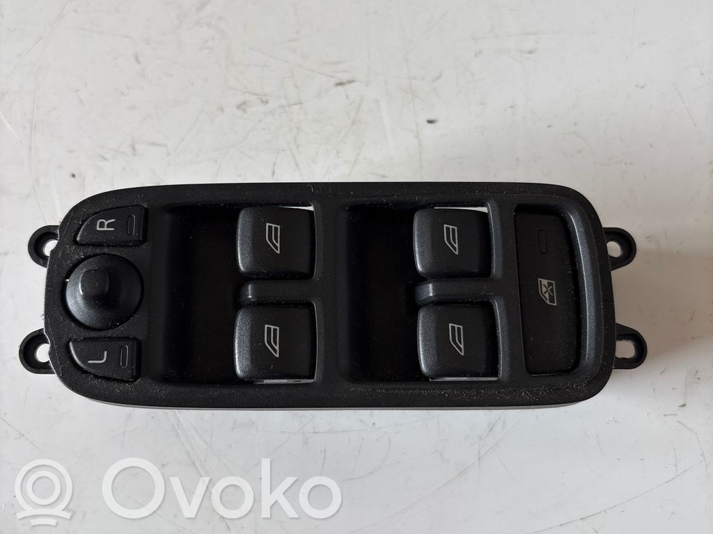 Volvo XC60 Electric window control switch 
