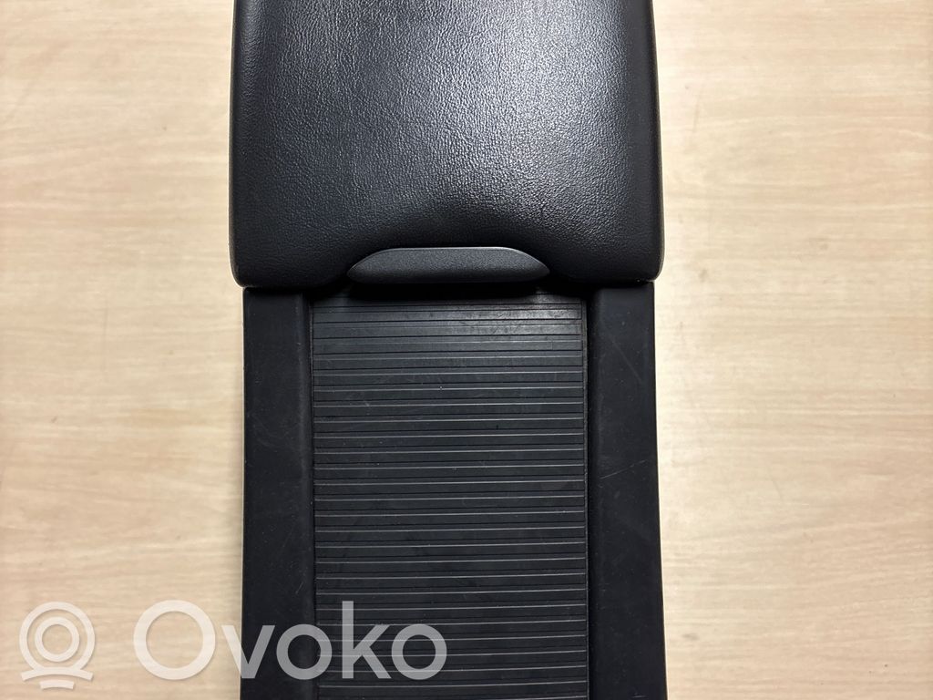 Volvo XC60 Armrest 