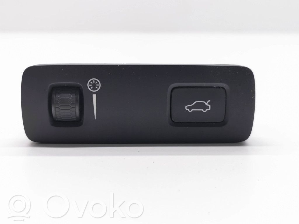 Volvo S90, V90 Tailgate opening switch 