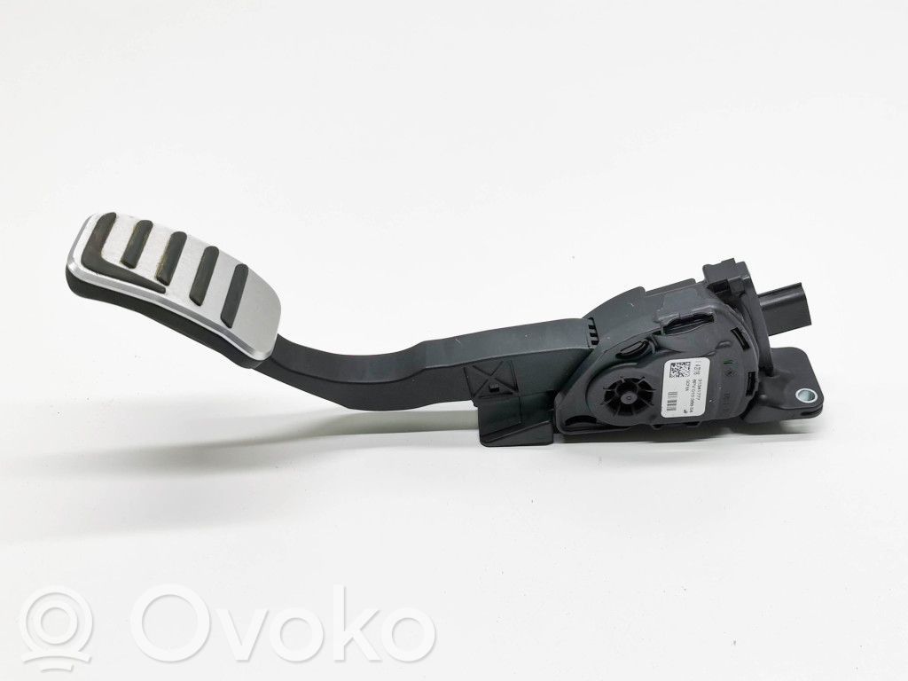 Volvo V40 Kaasupoljin 