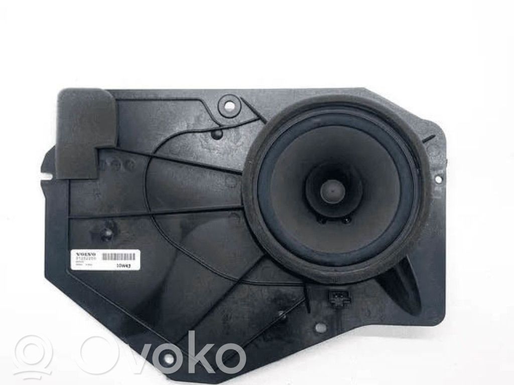Volvo C30 Rear door speaker 